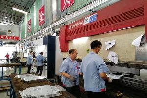 鈑金加工包含哪些工藝？【恒宇泰金屬】50名技術工人專業解析