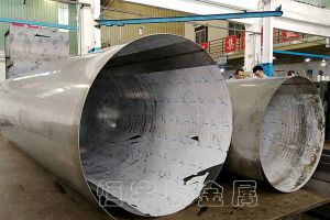 在不銹鋼卷圓加工的過程中需要特別留意哪些事項